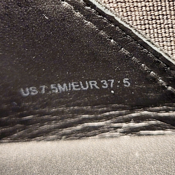 Vince Warren Platform Slip-On Sneakers - Picture 8 of 8